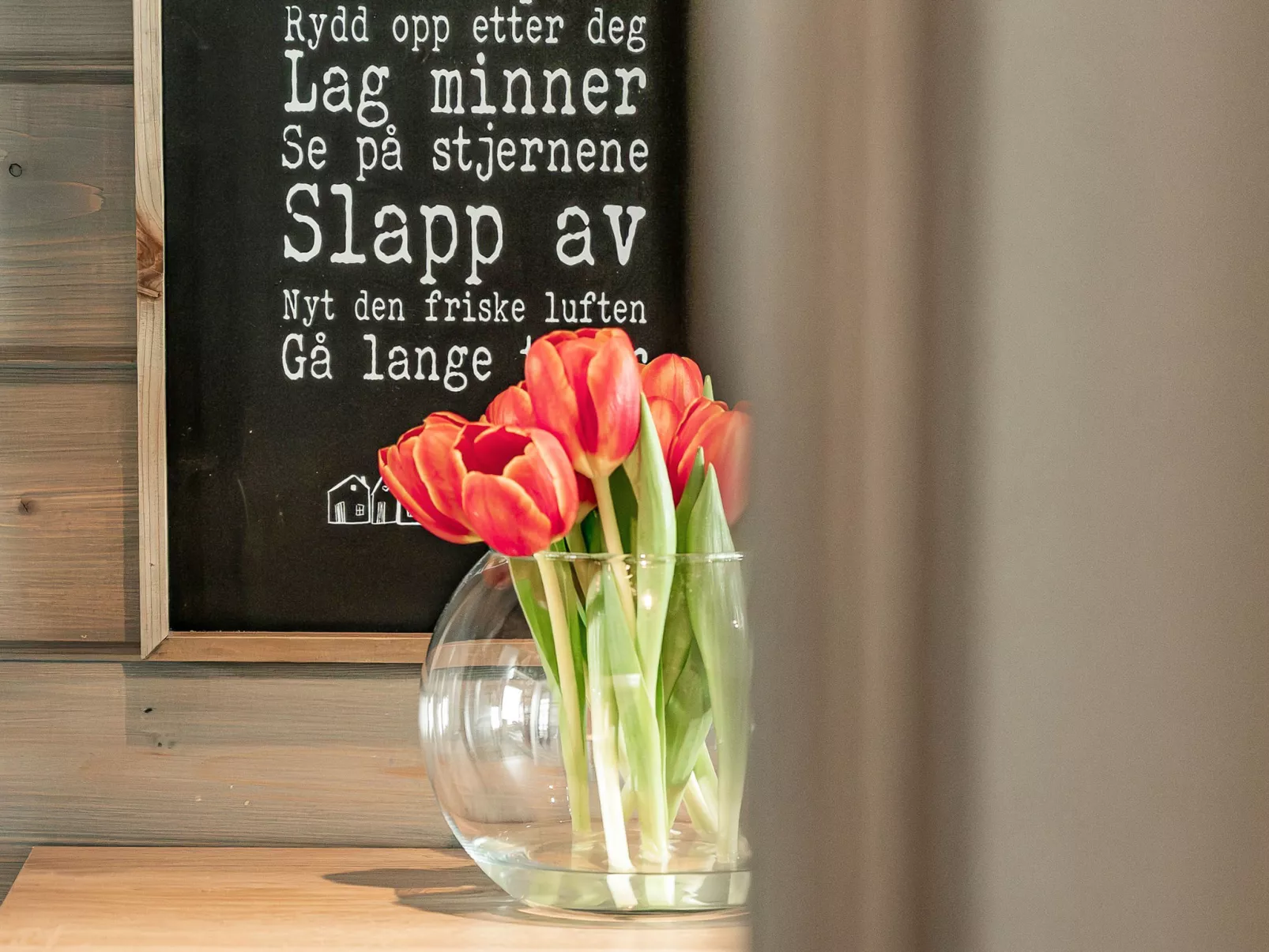 Saanaloma - Inside