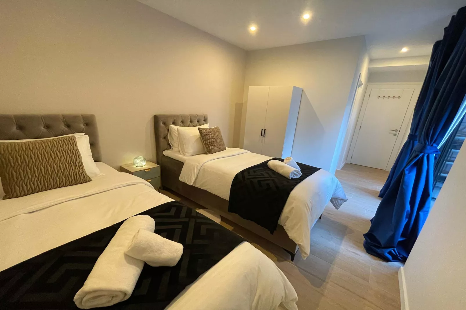 One Lux Stay Near Antwerp Central Grande Deluxe 3 bedroom suite - Chambre