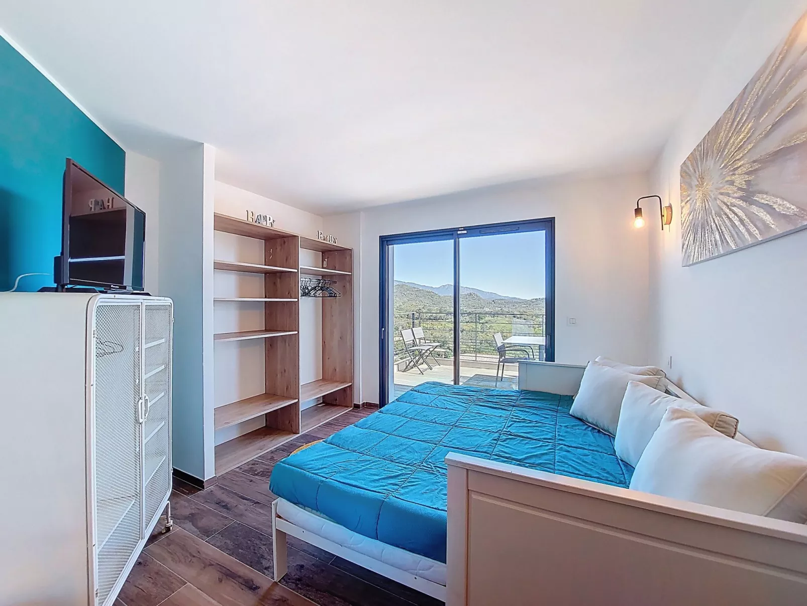 Munticella - Drinnen