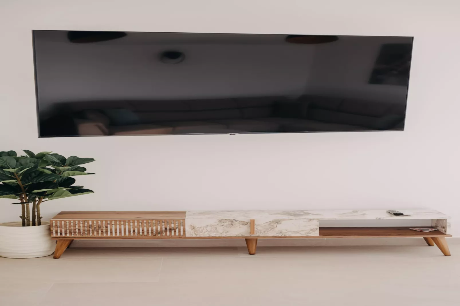 Villa La Fortezza with sea view - Wohnzimmer