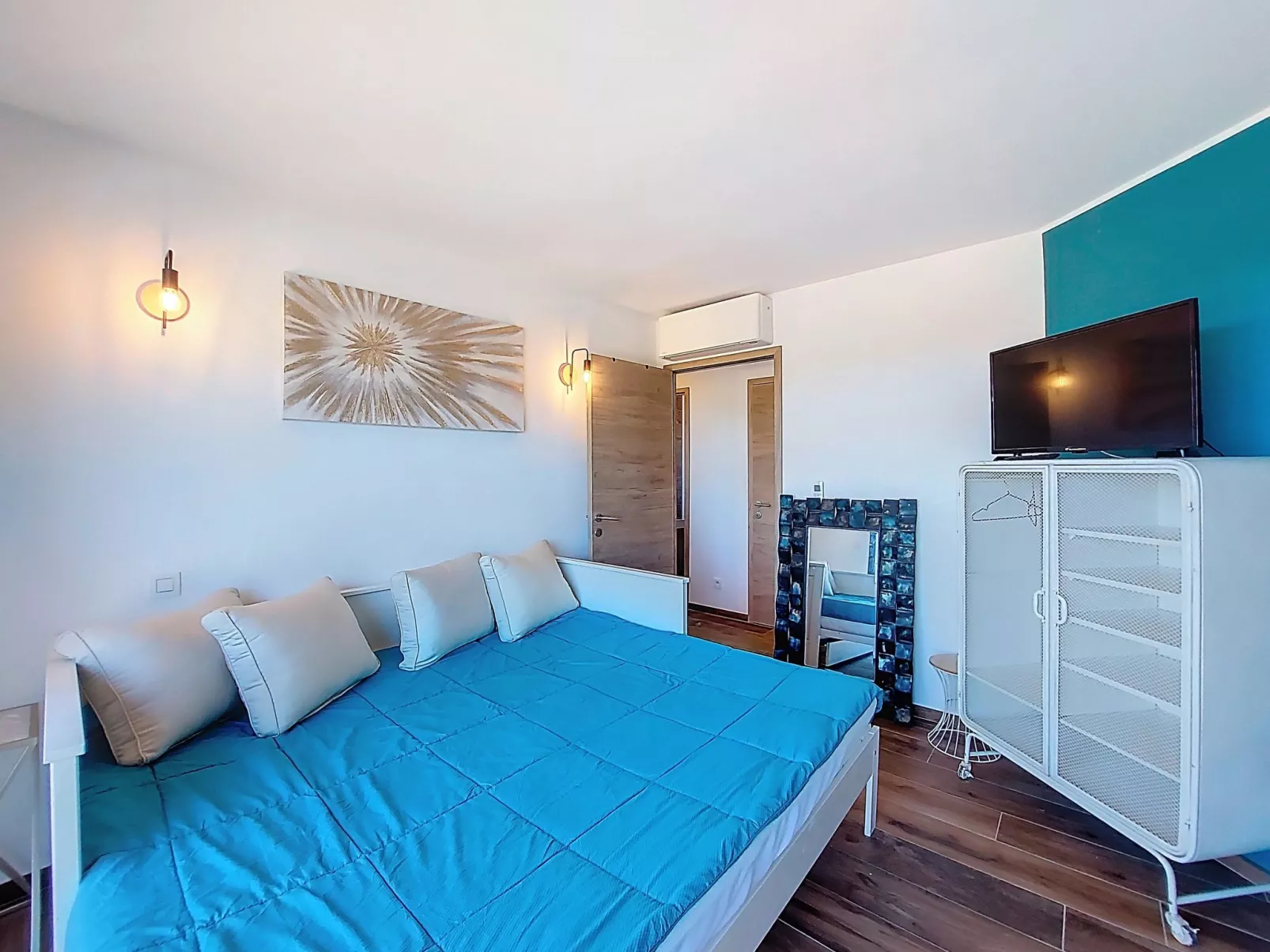 Munticella - Drinnen