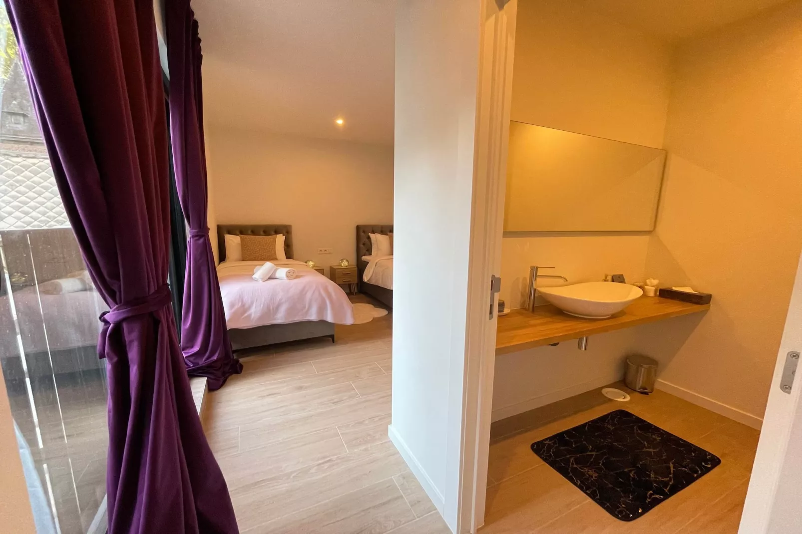 One Lux Stay Near Antwerp Central Grande Deluxe 3 bedroom suite - Chambre