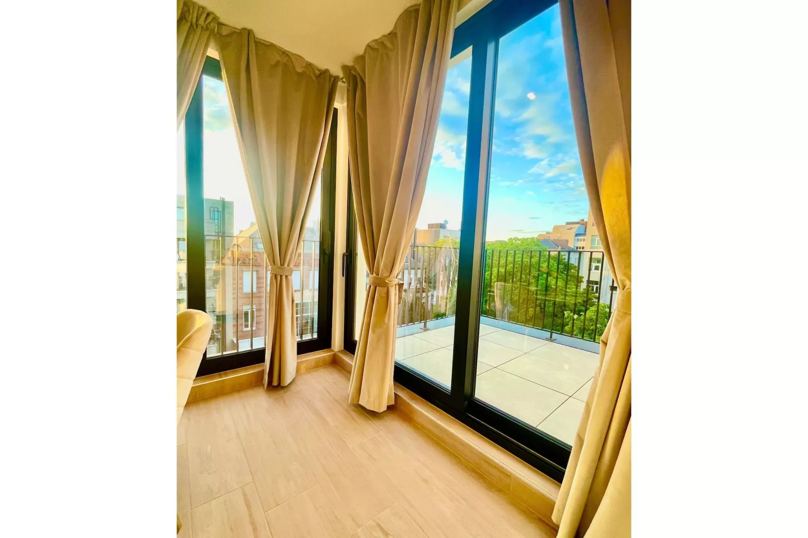 One Lux Stay Near Antwerp Central - 3 Bedroom 15 Bathroom - Vue d'été