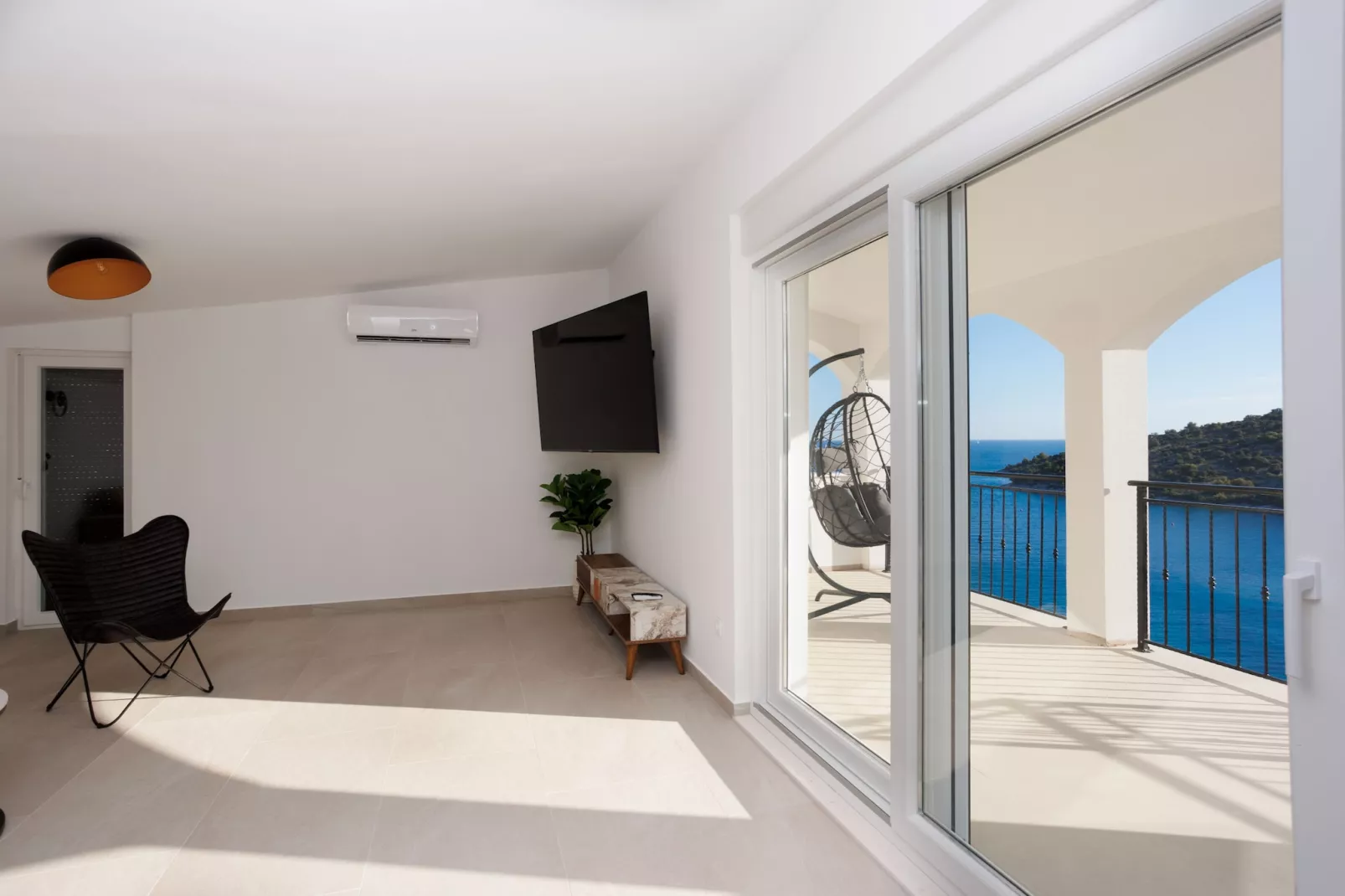 Villa La Fortezza with sea view - Wohnzimmer