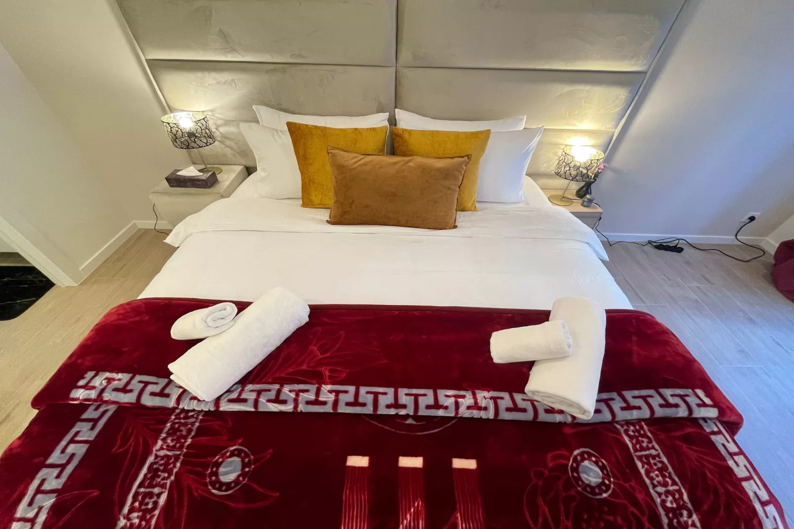 One Lux Stay Near Antwerp Central Grande Deluxe 3 bedroom suite - Chambre