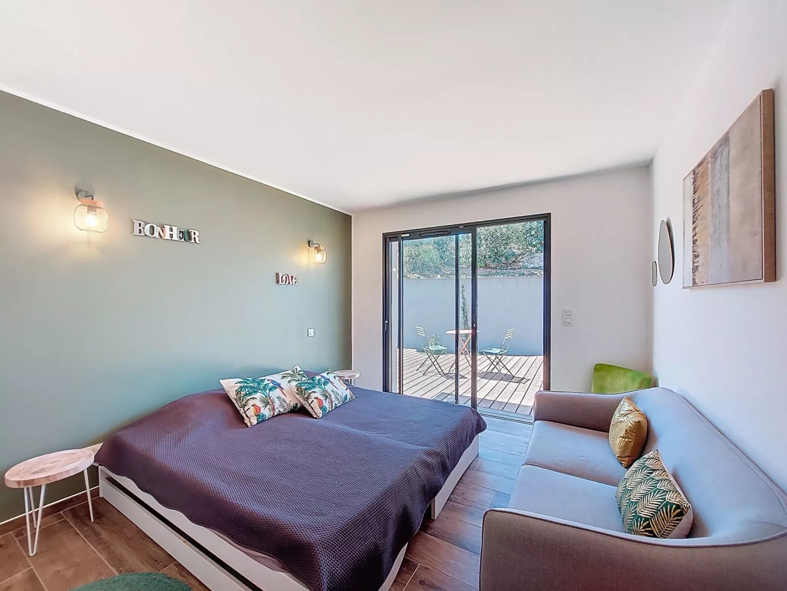 Munticella - Drinnen