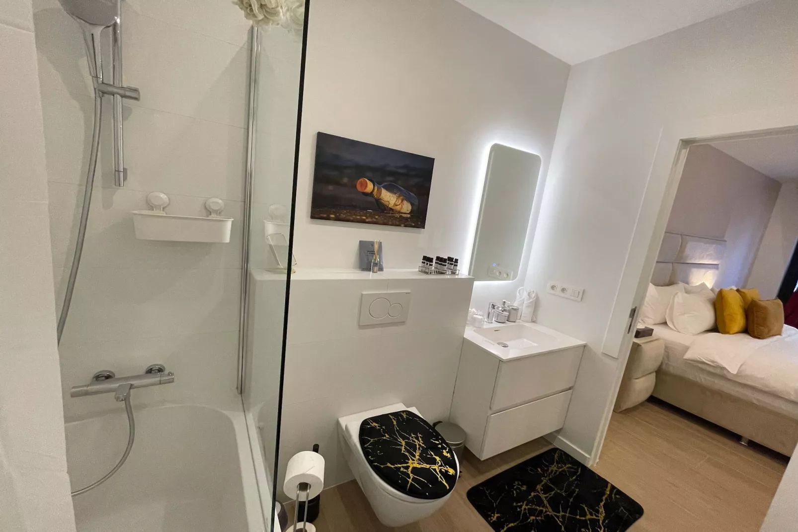One Lux Stay Near Antwerp Central Grande Deluxe 3 bedroom suite - Salle de bain
