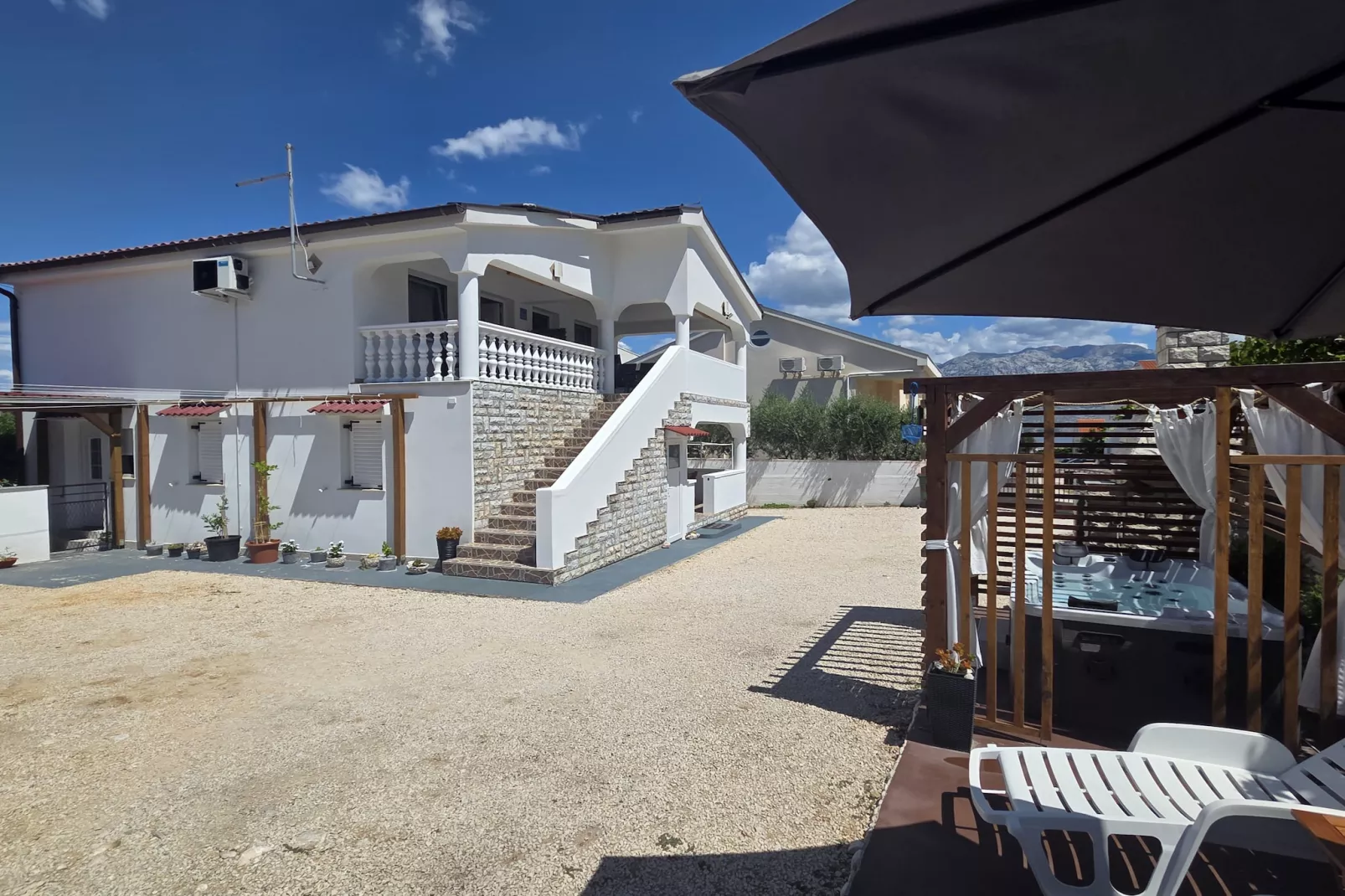 Apartment Sany 1 with jacuzzi - Terrasse