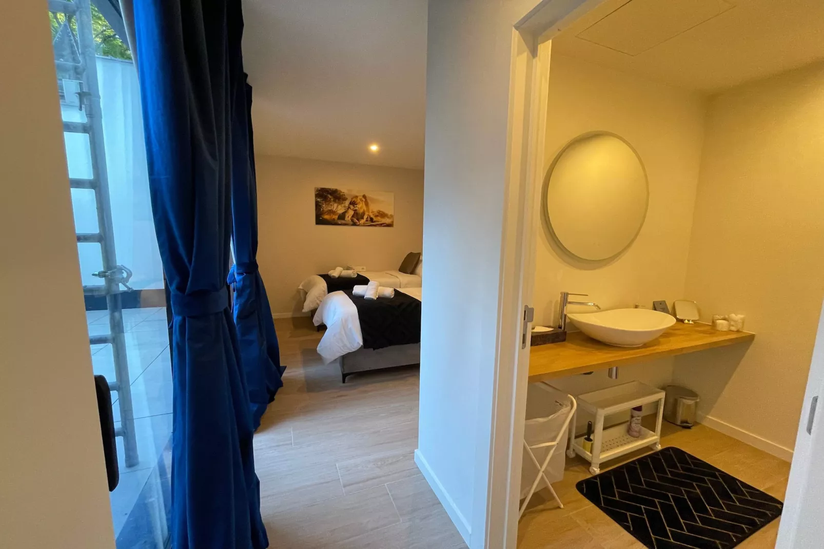 One Lux Stay Near Antwerp Central Grande Deluxe 3 bedroom suite - Salle de bain