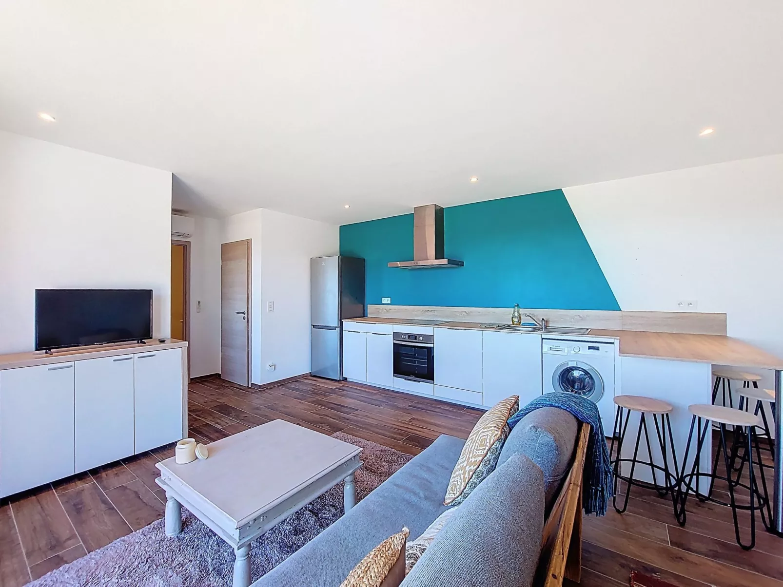 Munticella - Drinnen