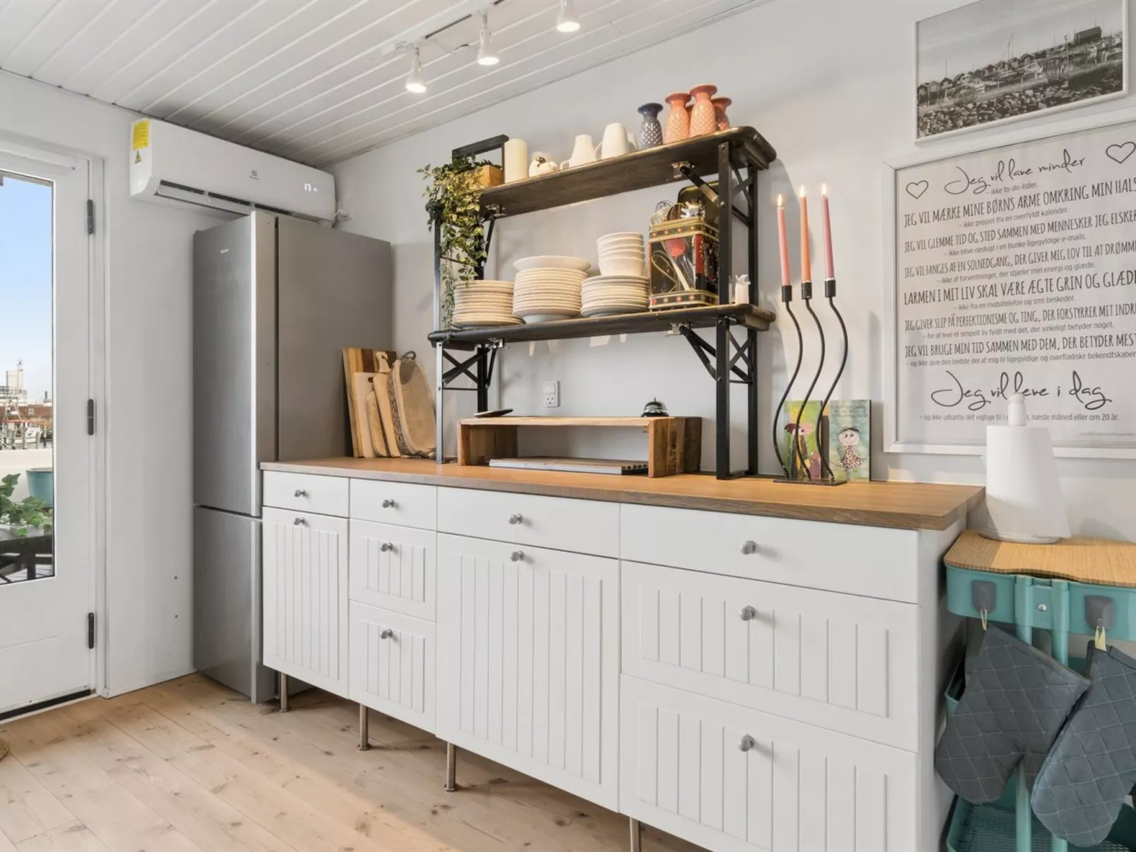 "Ljubinka" - 5m from the sea - Inside