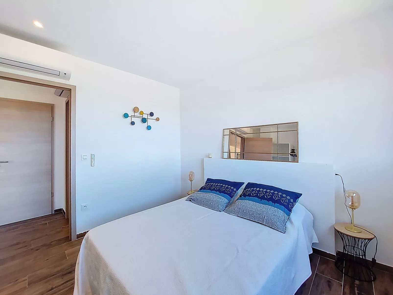 Munticella - Drinnen