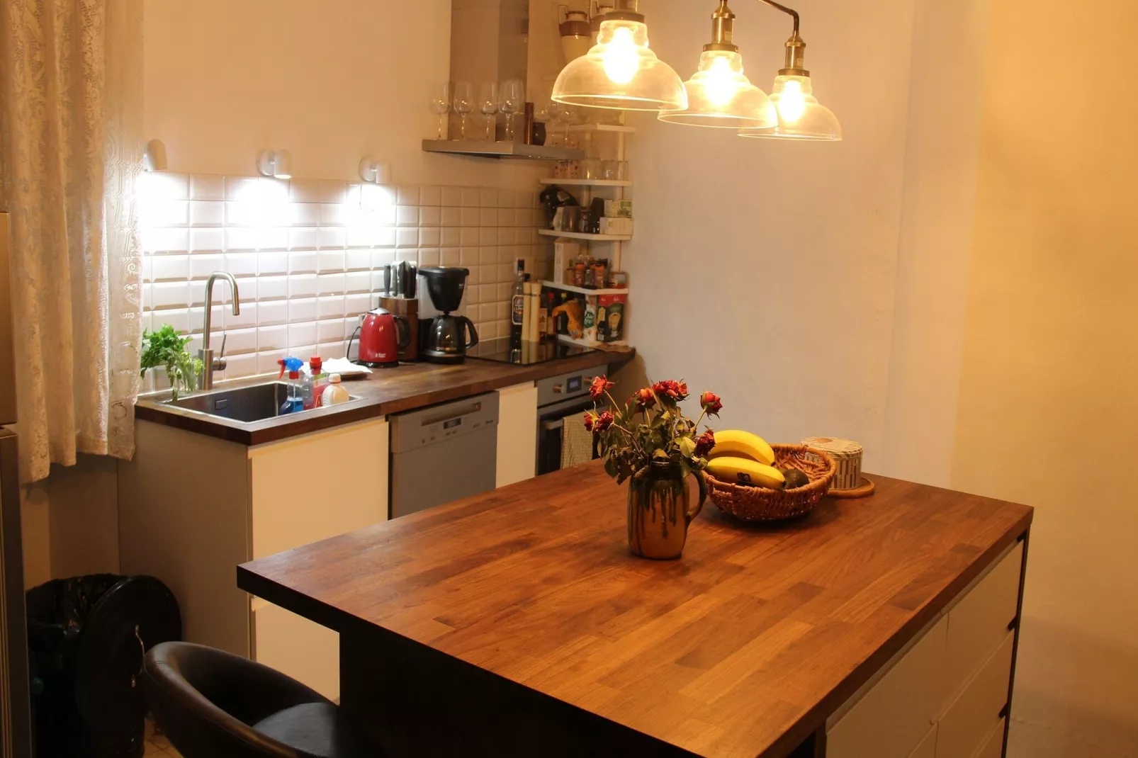 Maison Bellevue-Kitchen