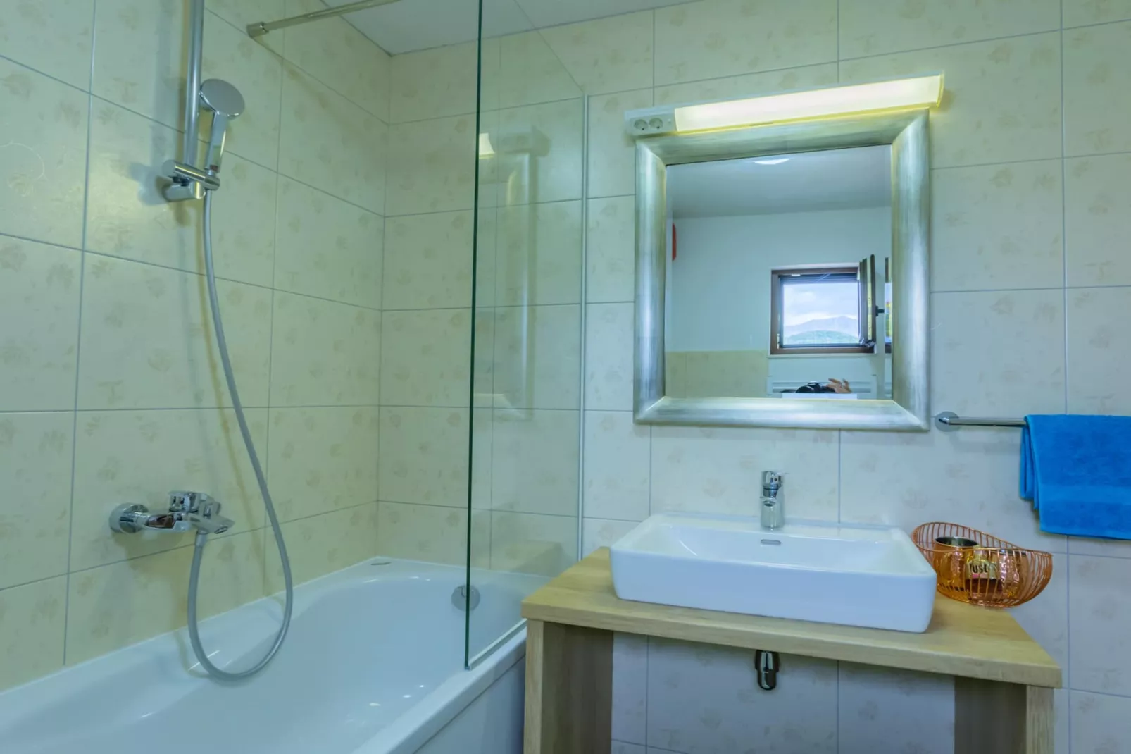 Rustic Villa Fragola with heated pool - Salle de bain