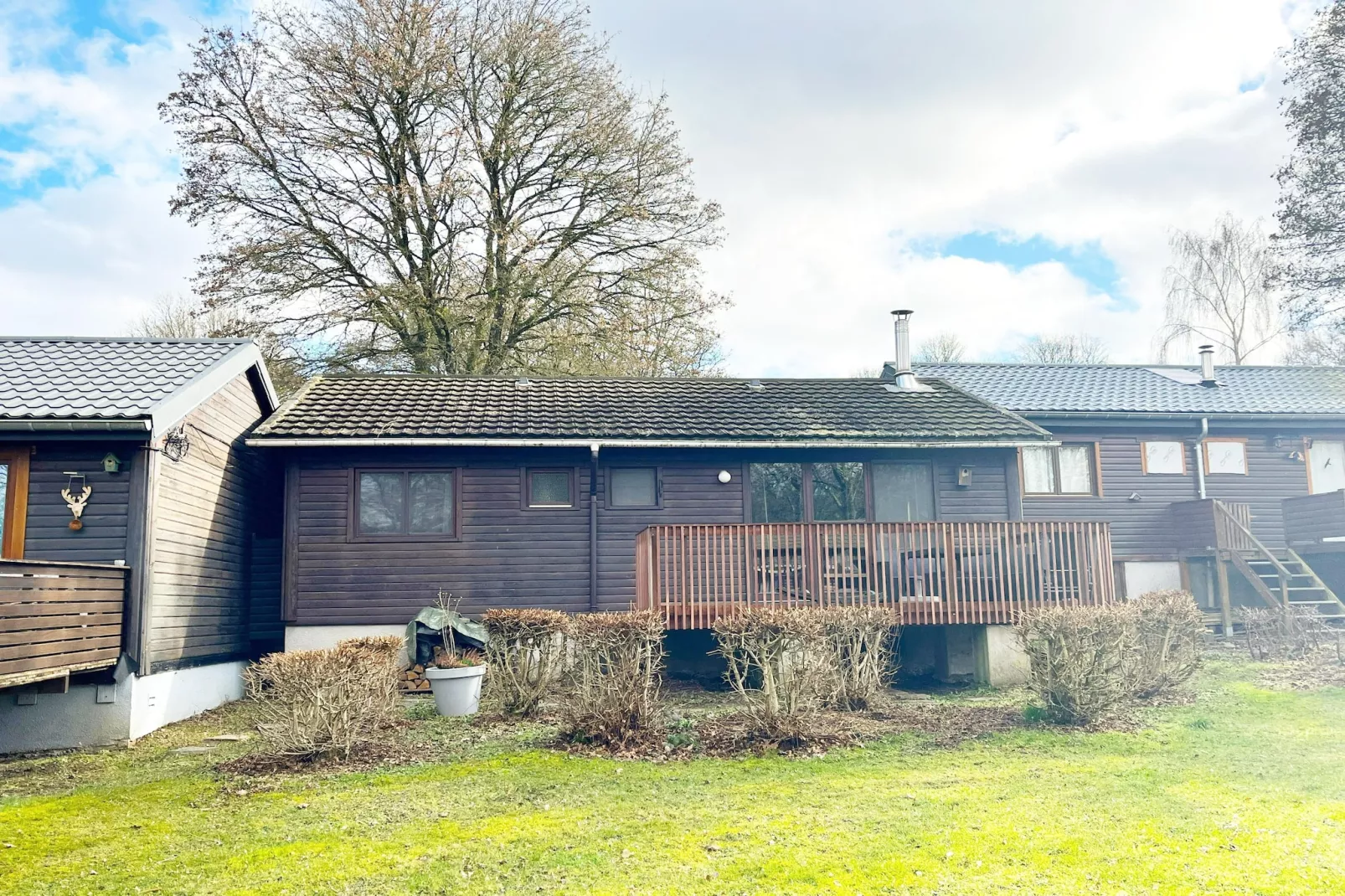Chalet du temps suspendu - Außenbereich Sommer