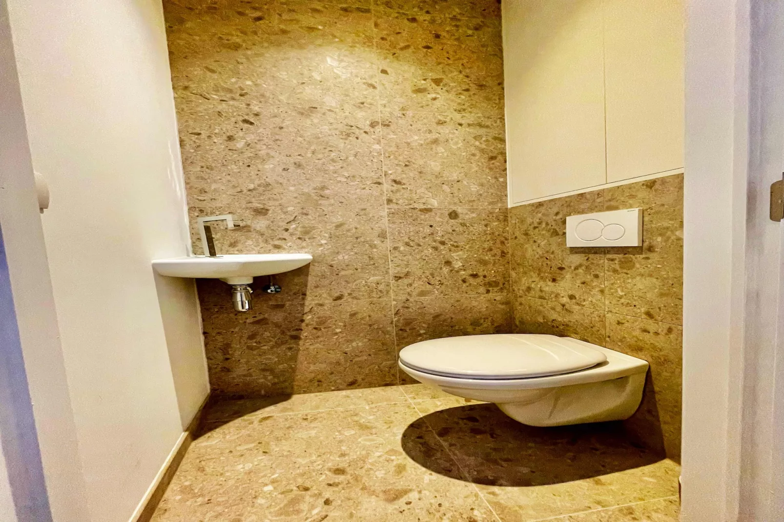 Luxury 2BR 1BA Near Fashion District by OneLuxStay - Salle de bain