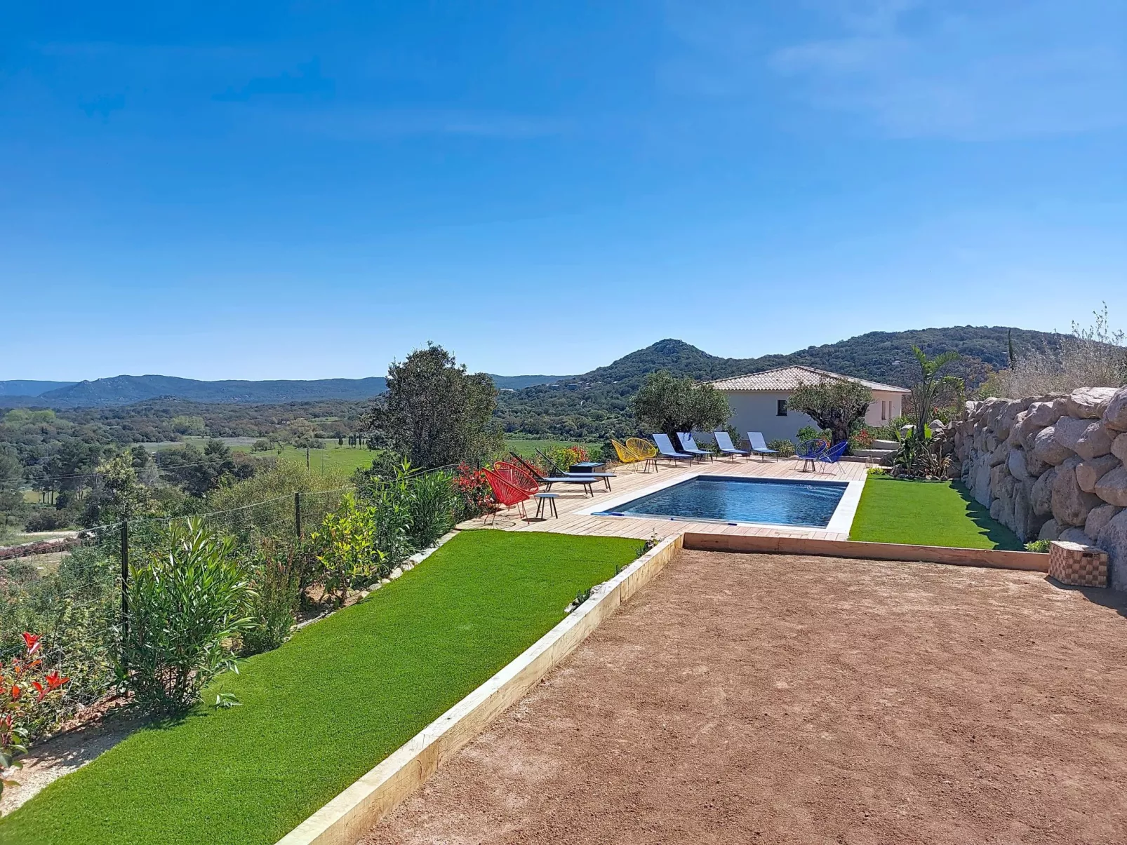 Munticella - Draußen