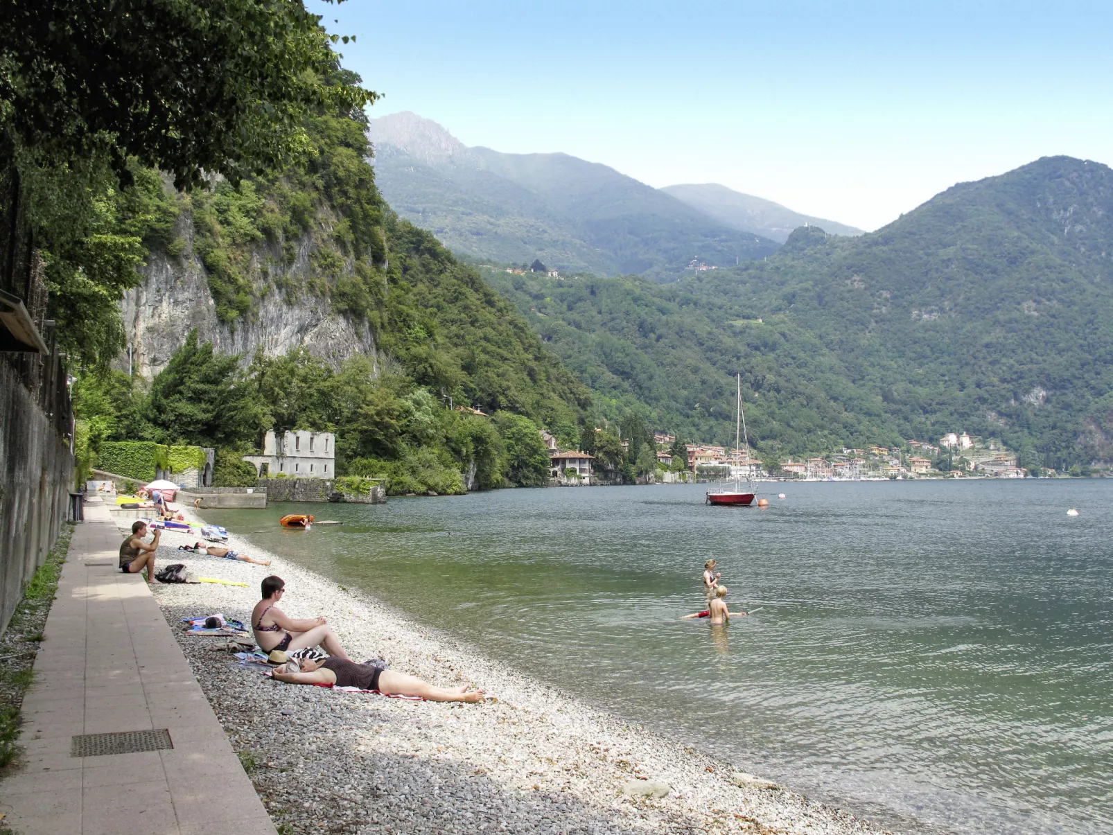 Casa Fujada - Area