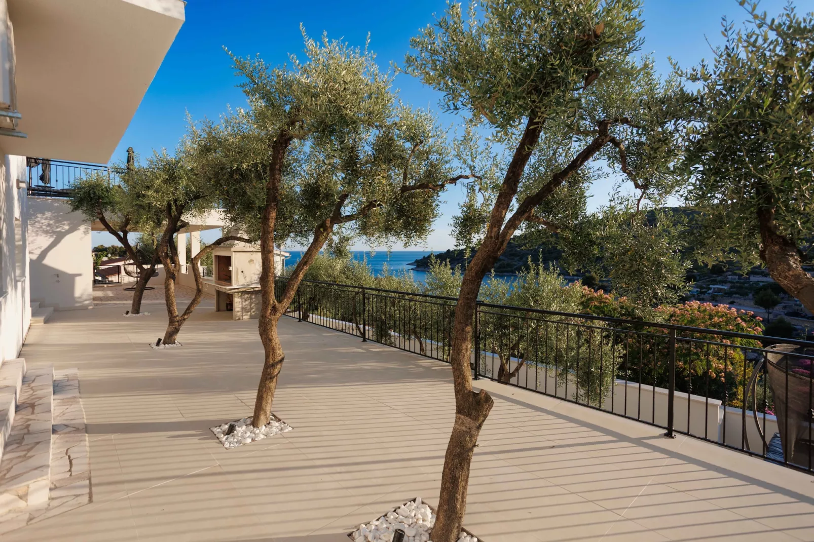 Villa La Fortezza with sea view - Im Freien