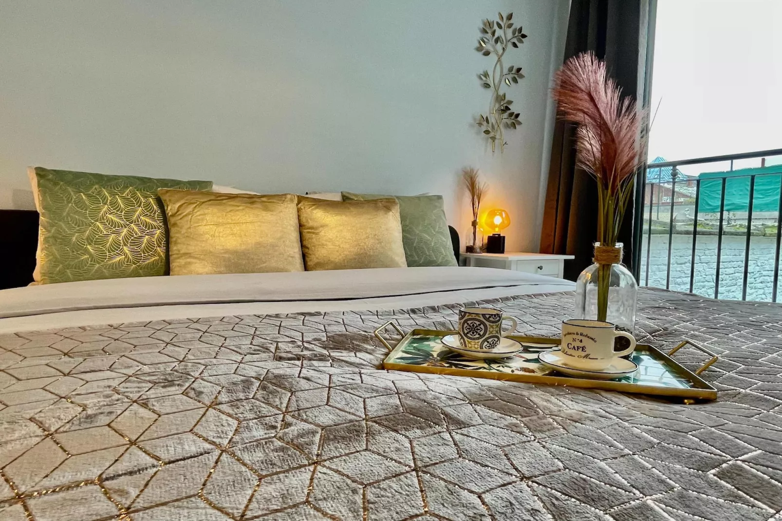 Luxury 2BR 2BA Near Fashion District by OneLuxStay - Chambre