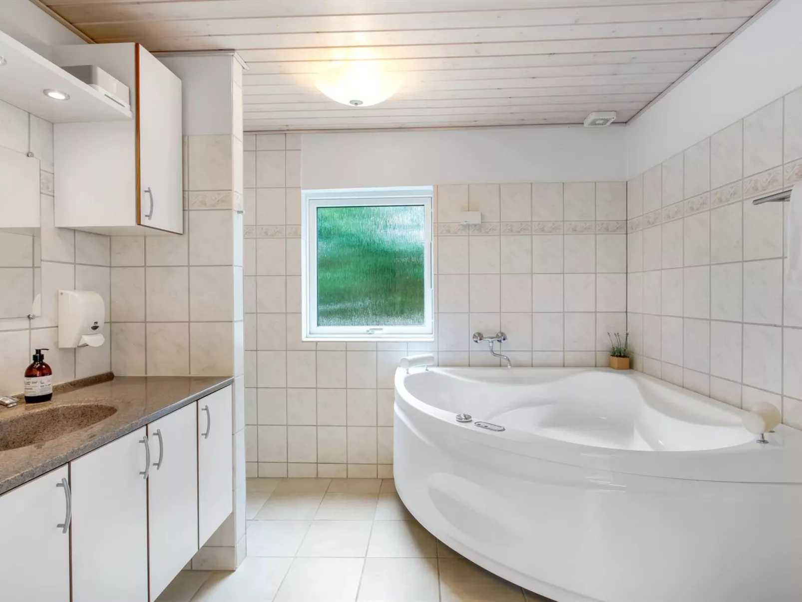 "Andresine" - 900m from the sea - Drinnen