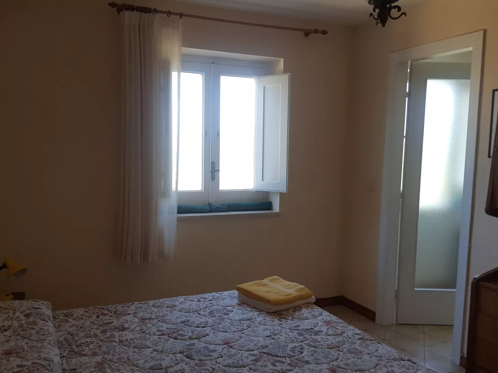 Kleine Wohnung auf einem Bauernhof - Inside