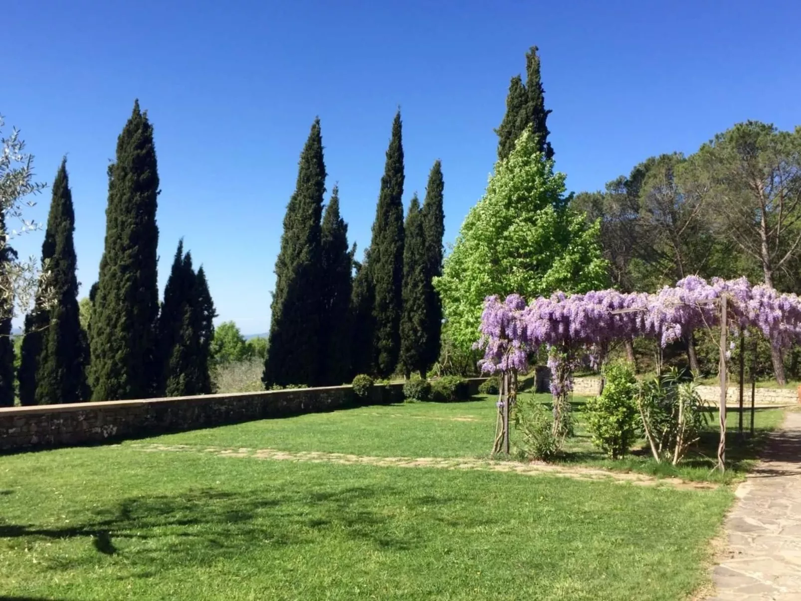 Für sieben Personen mit tollem Blick auf die Hügel des Chianti - Outside