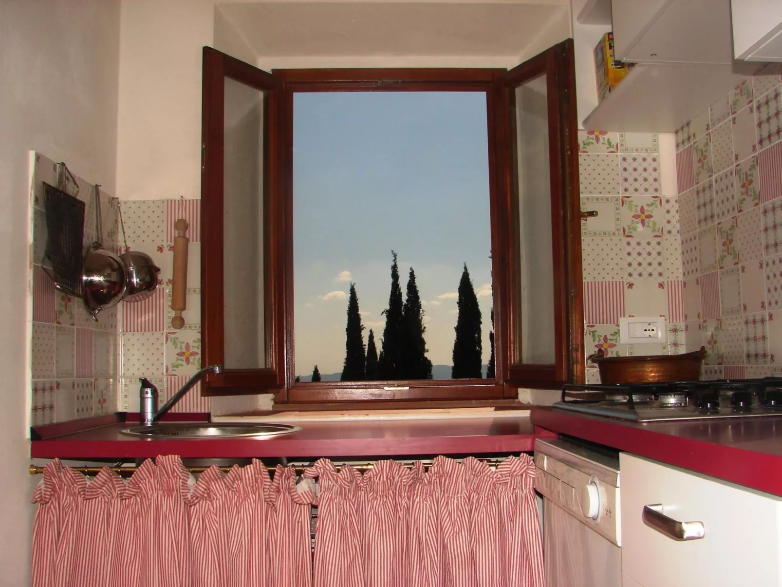 Für sieben Personen mit tollem Blick auf die Hügel des Chianti - Inside