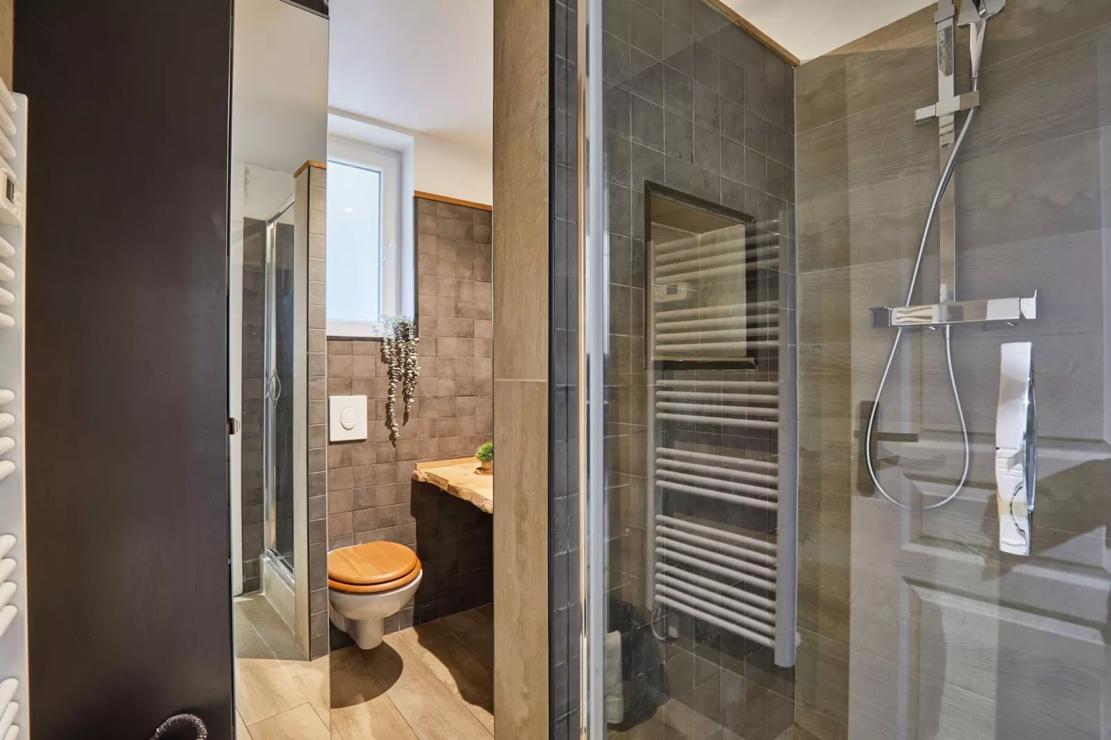 SEDAINE NEW - Nicht zugeordnet