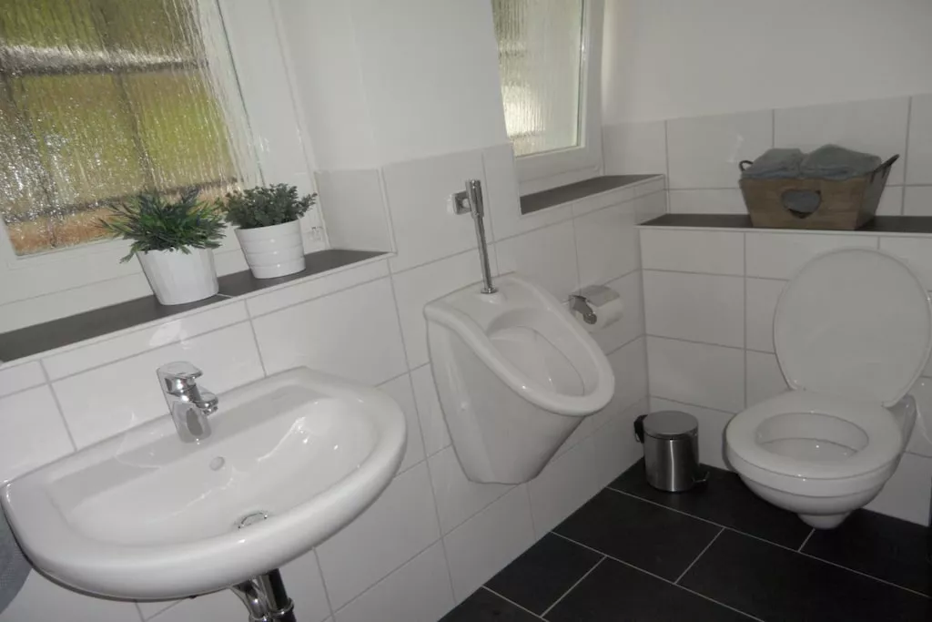 78243 - Bathroom