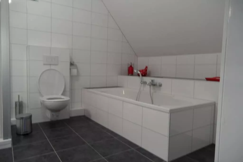 78243 - Bathroom