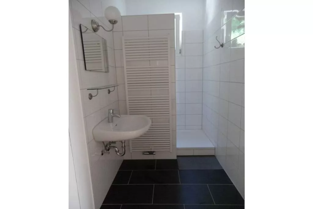 78243 - Bathroom