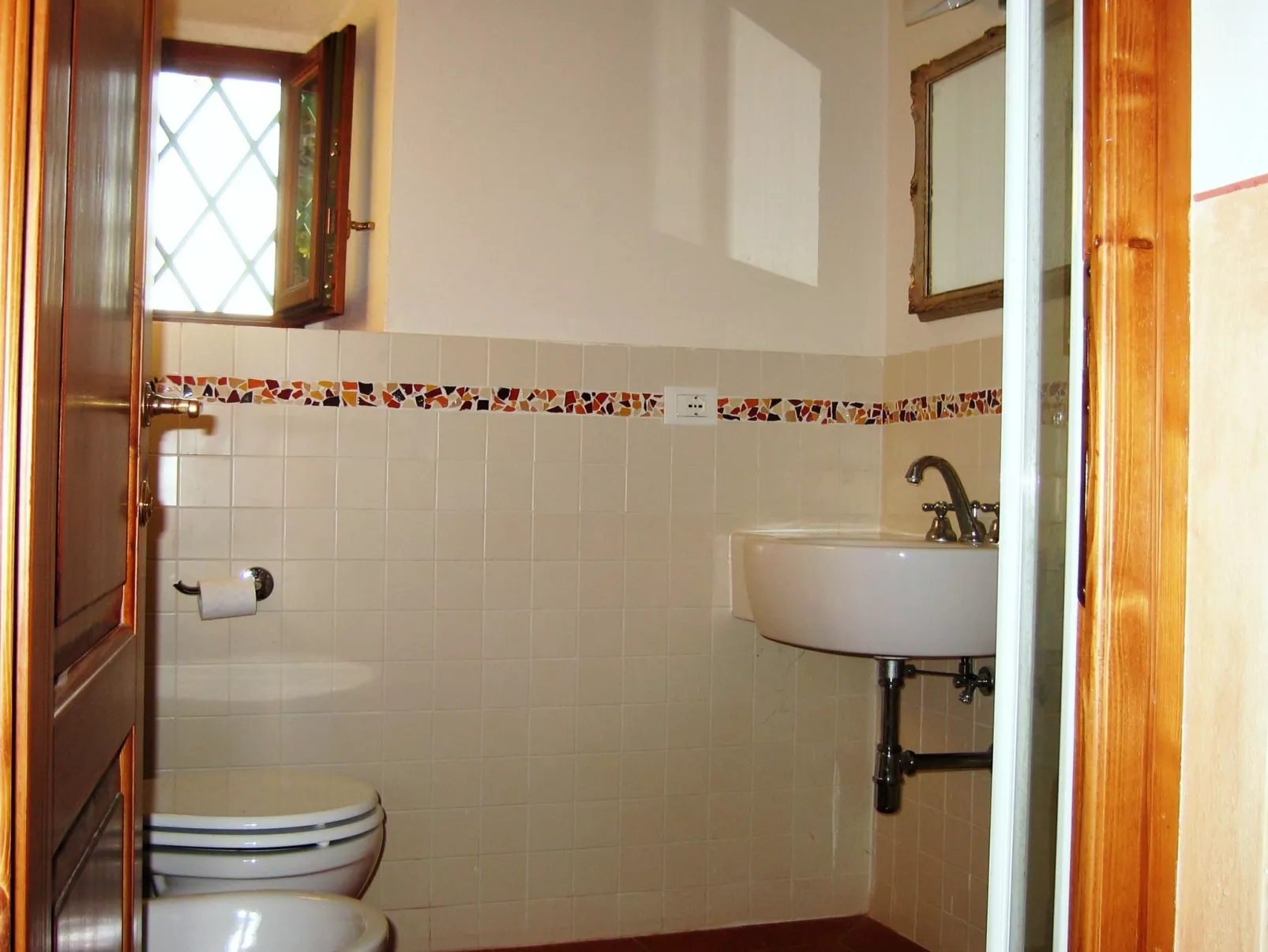 Für sieben Personen mit tollem Blick auf die Hügel des Chianti - Inside