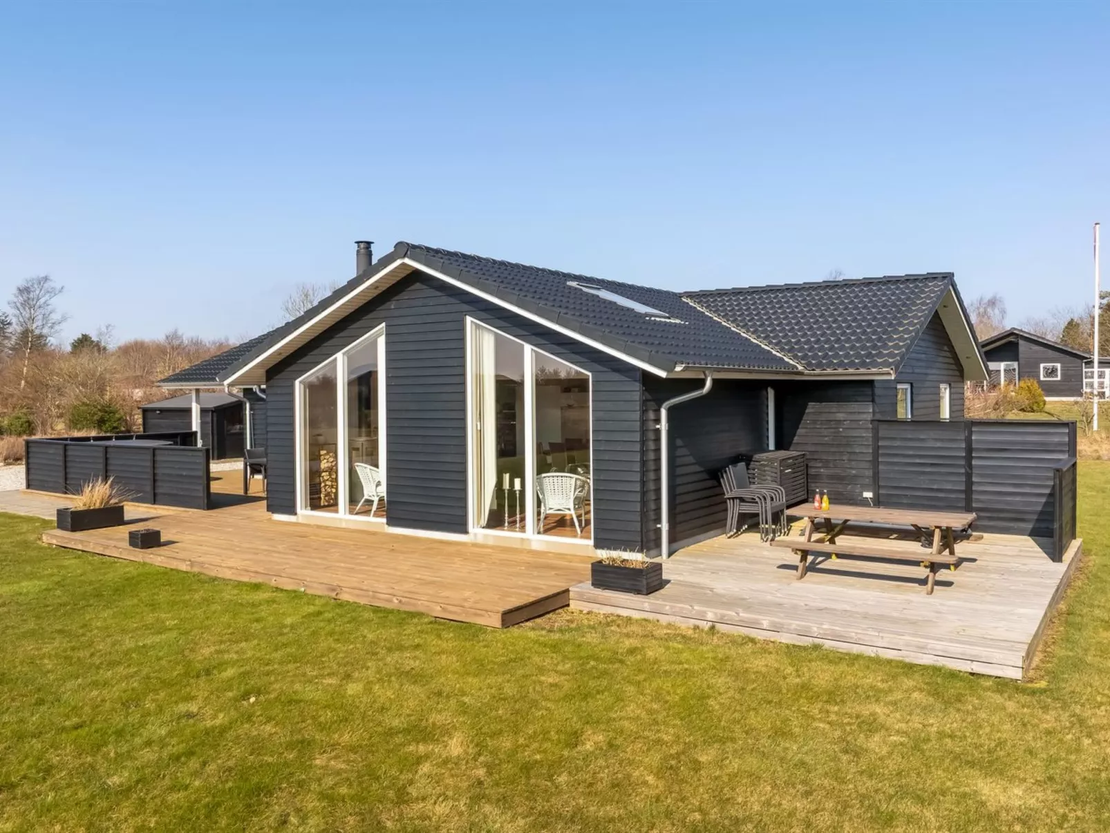 "Aava" - 600m to the fjord