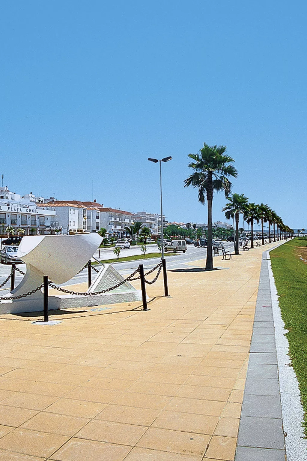 In Conil De La Frontera mit gemeinsamem Pool, Grill und Garten - Area