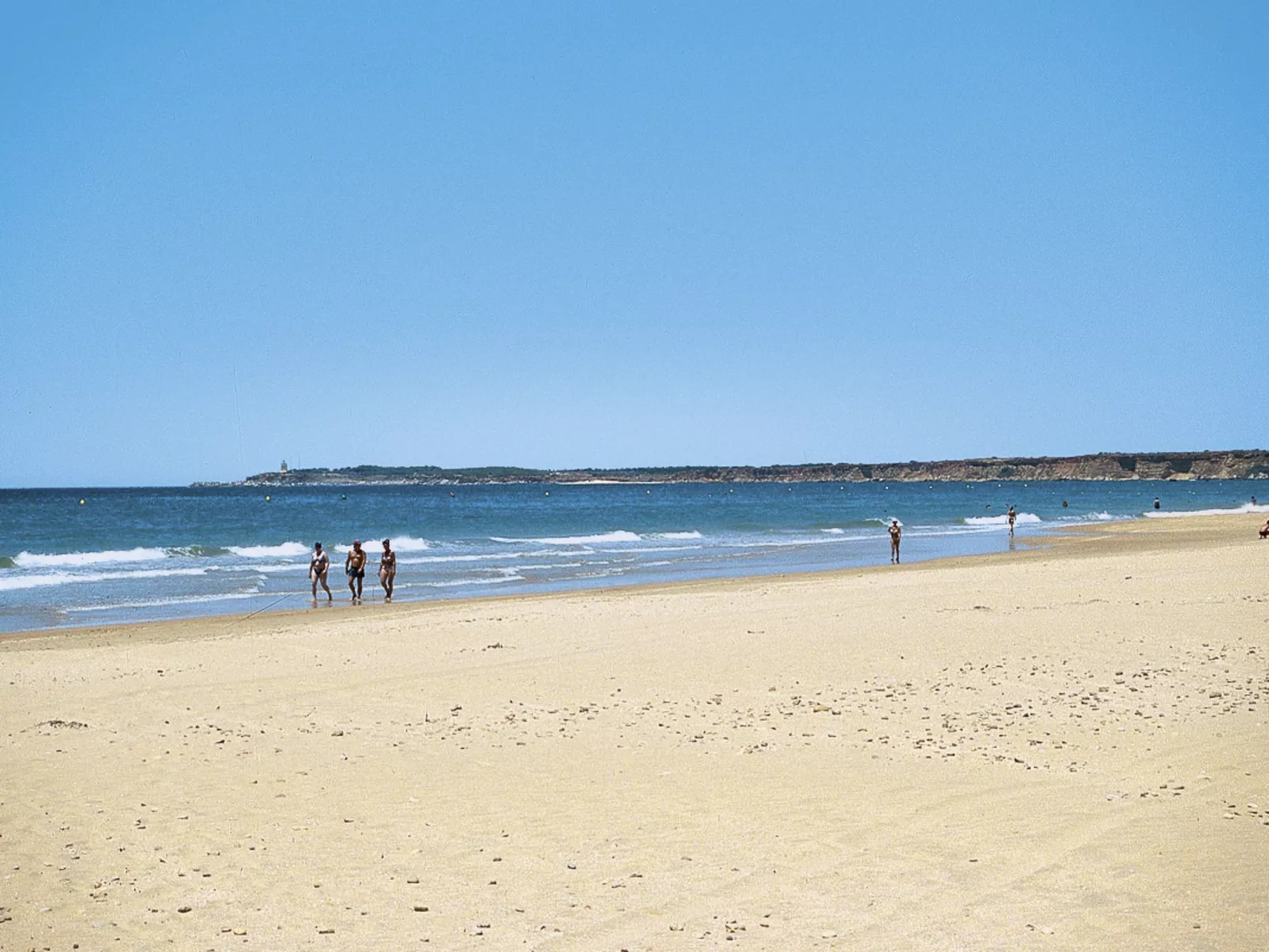 In Conil De La Frontera mit gemeinsamem Pool, Grill und Garten - Area