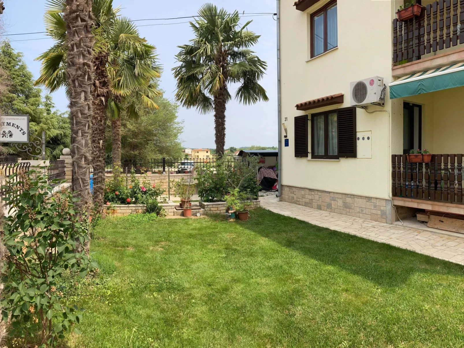 Mit Terrasse - Image-tags.info