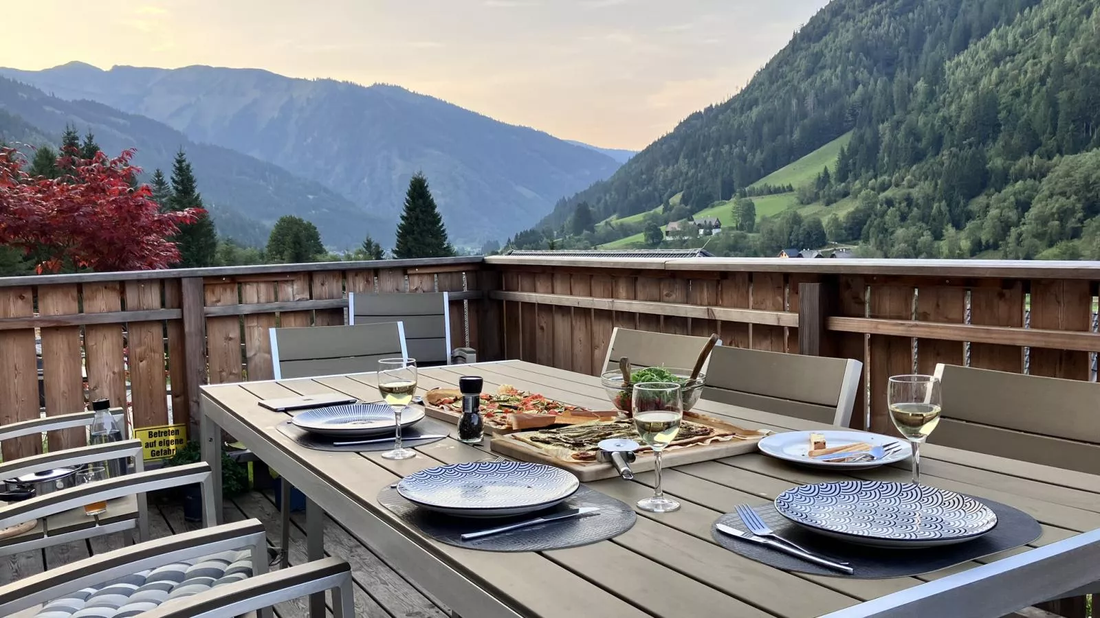 Ahorn Mountainlodge - Aussicht Sommer