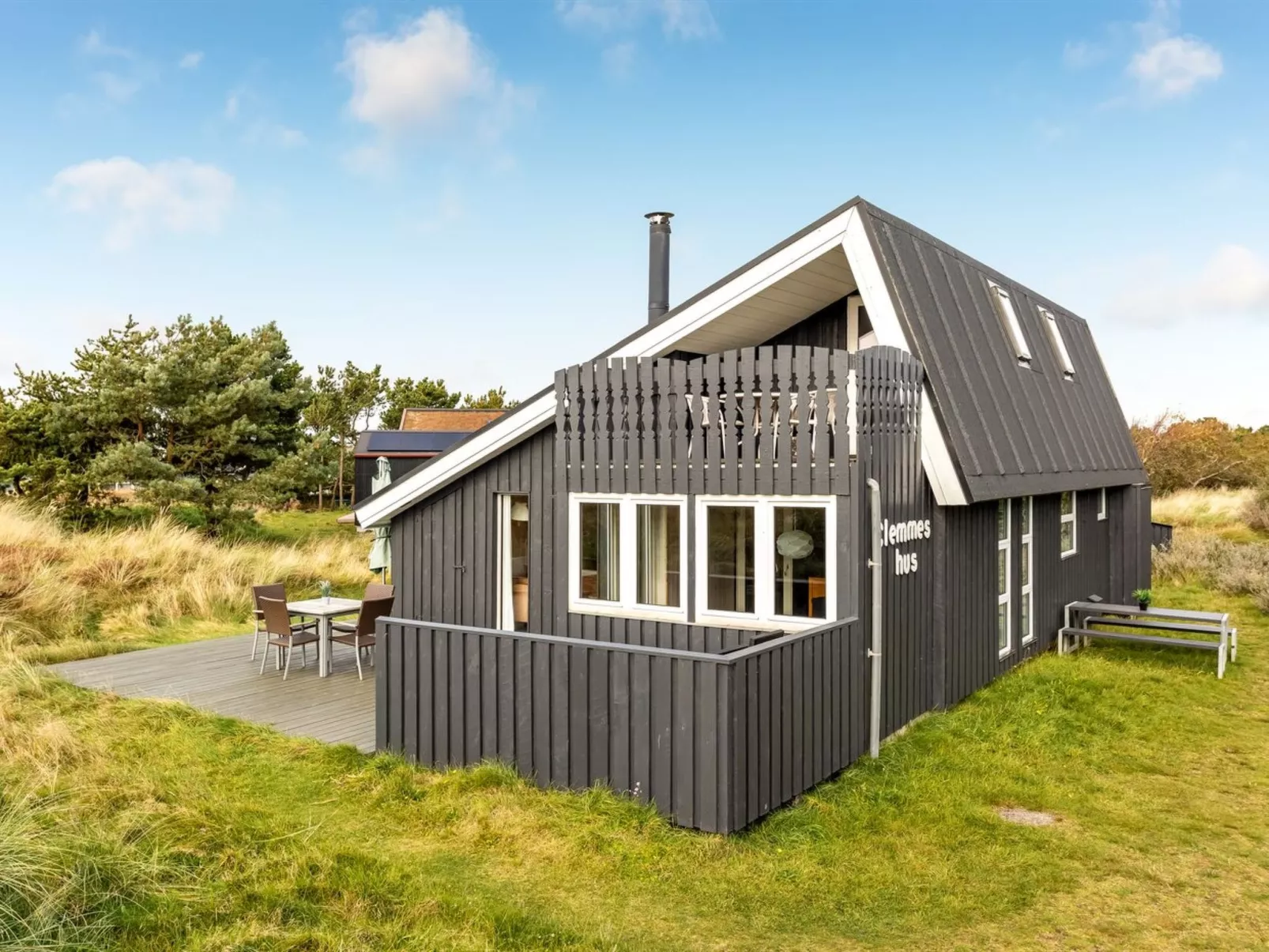 "Casandra" - 600m from the sea