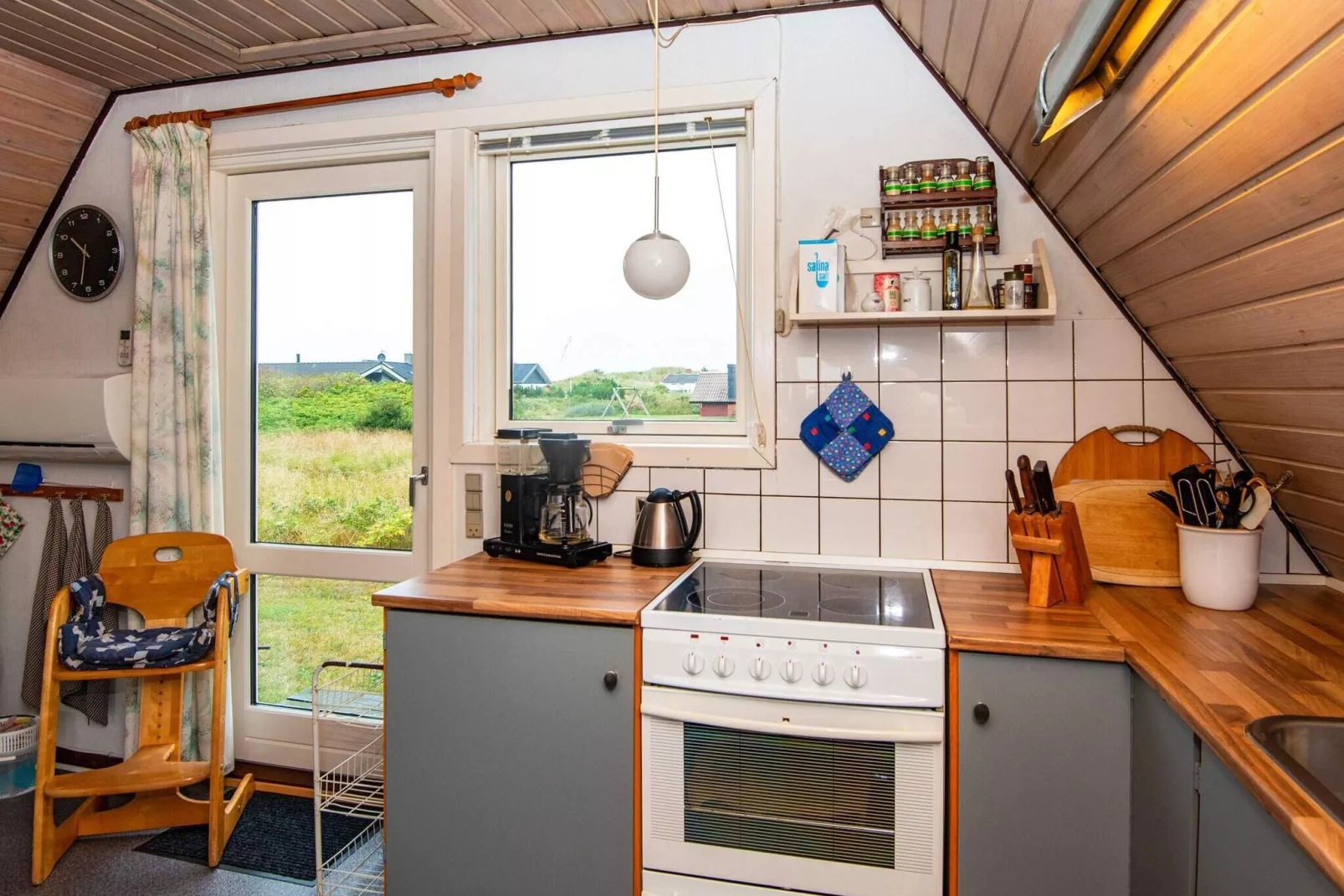 6 person holiday home in Hvide Sande-Indoor