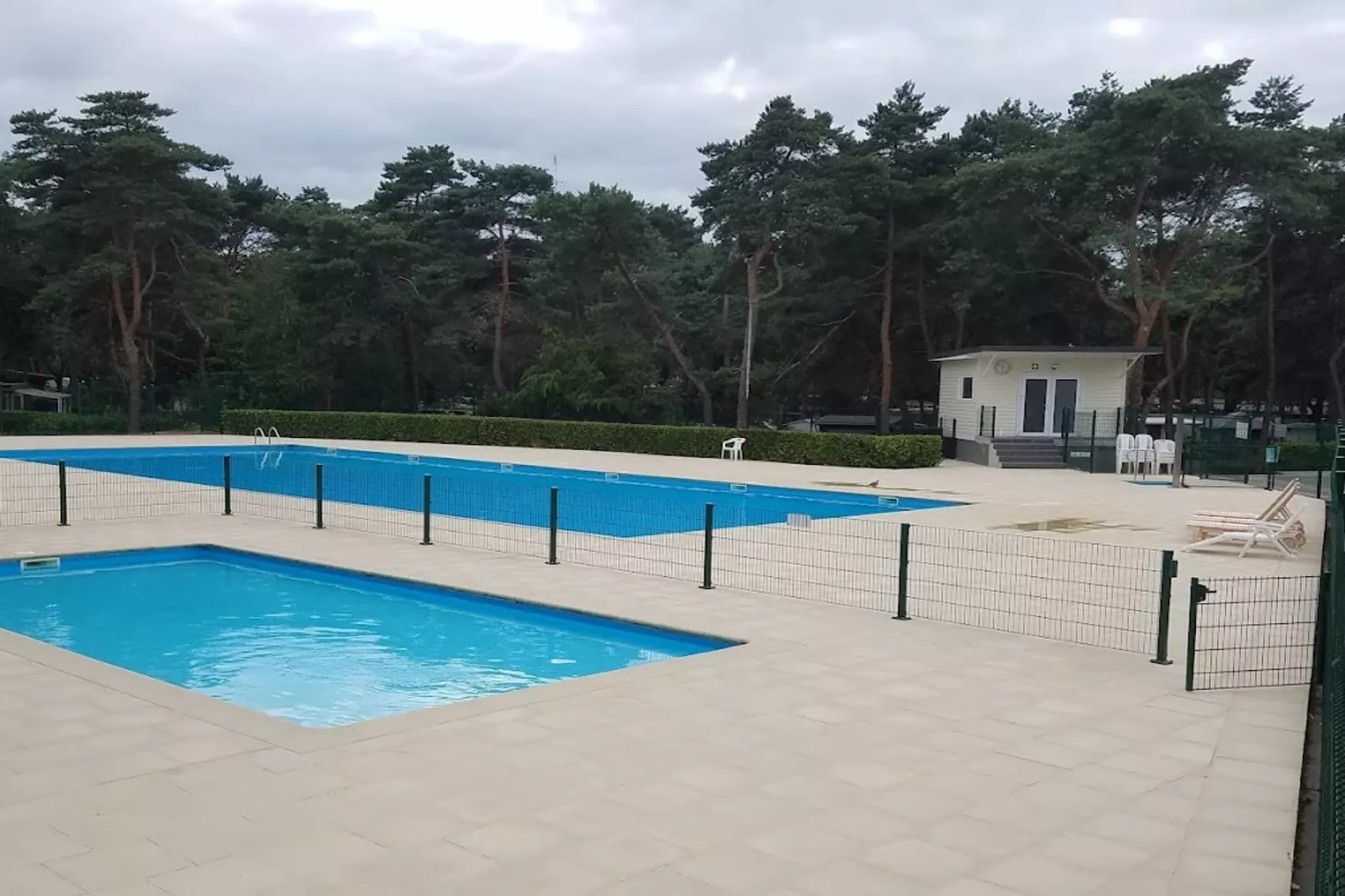 L'Ecureuil - Swimming pool