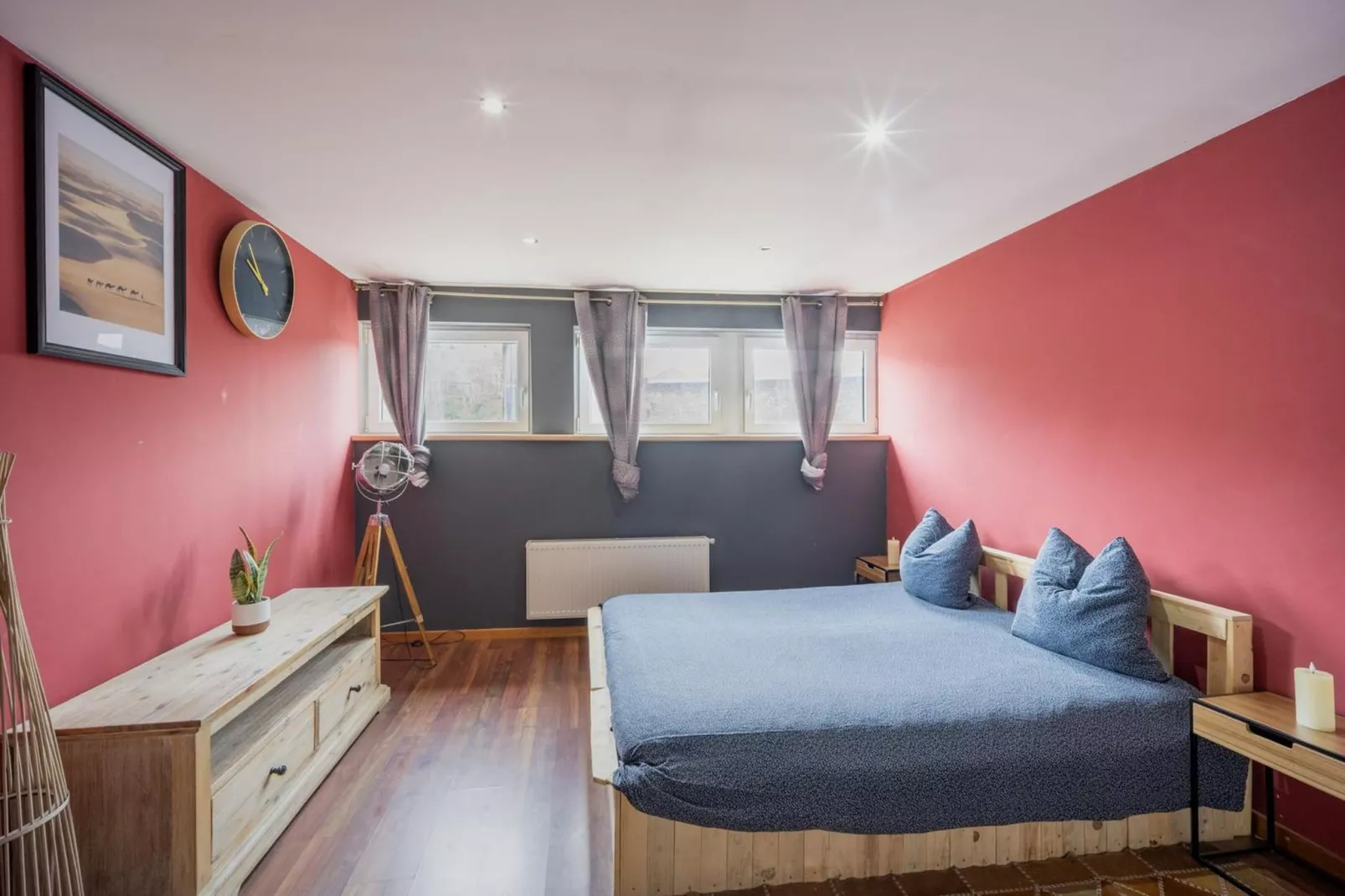 Magnifique maison de vacances pour 10 adultes avec pscine intérieure  Sauna Bains à remous et  Hamam