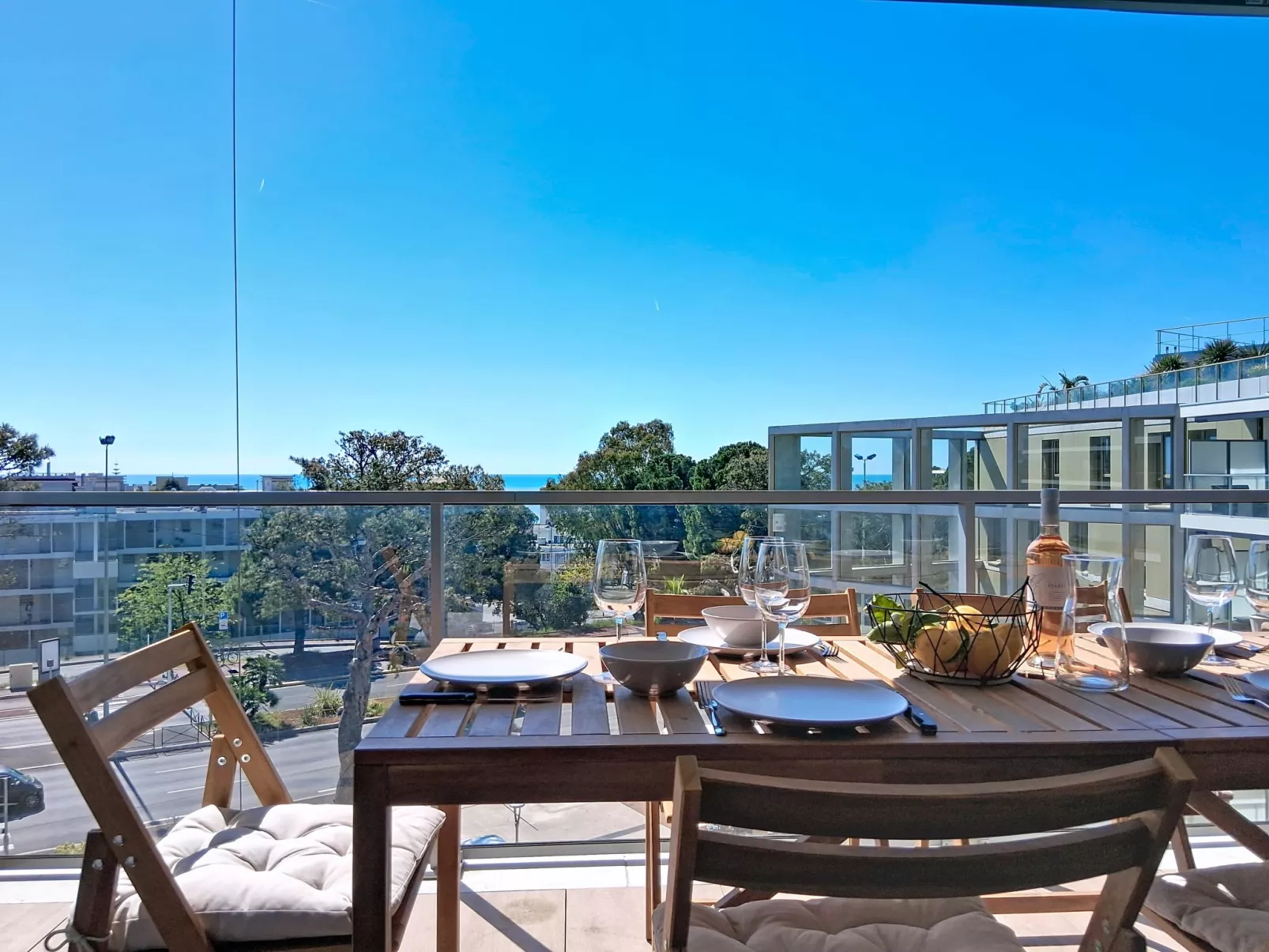 Seaside View - Outside