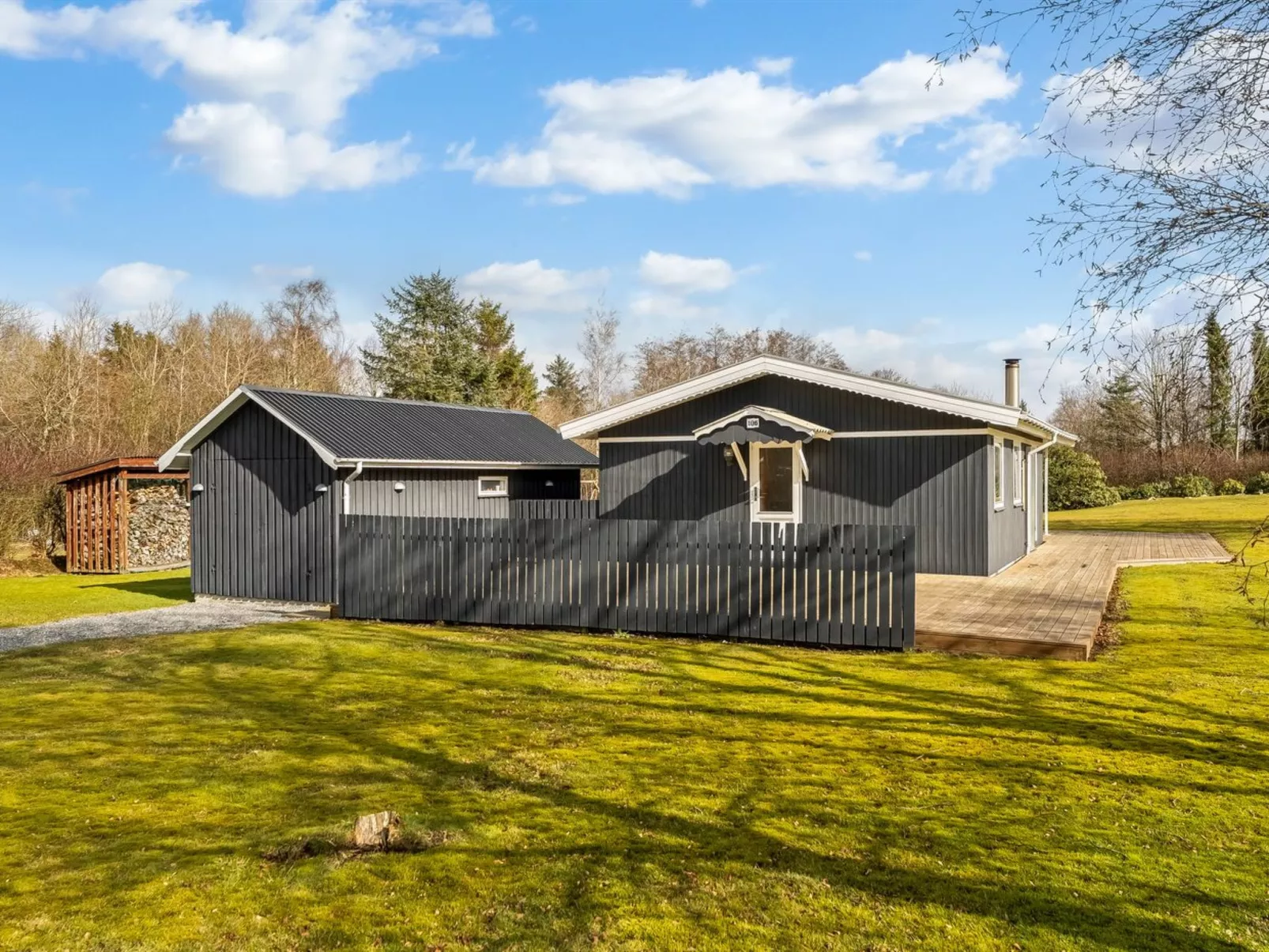 "Jytte" - 800m to the fjord - Outside