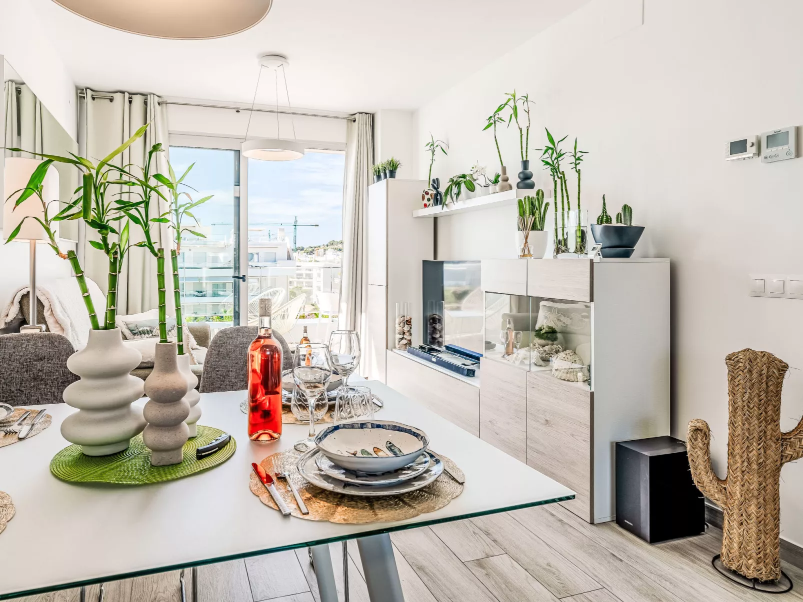 Marina Real I - Drinnen