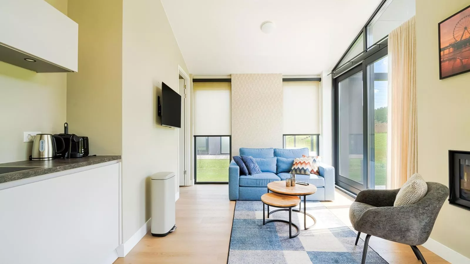 Strand - Living room