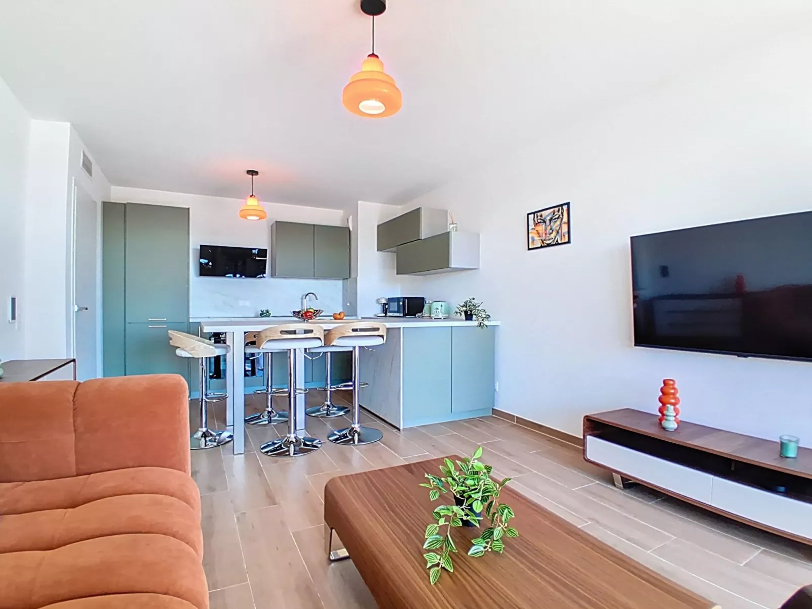 Seaside View - Inside