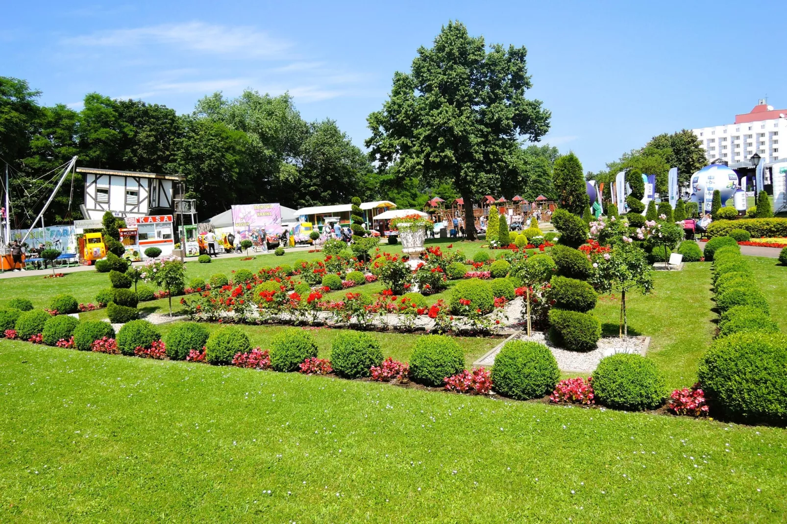 Terraced beautiful house in Miedzyzdroje - Areas within 1km in summer