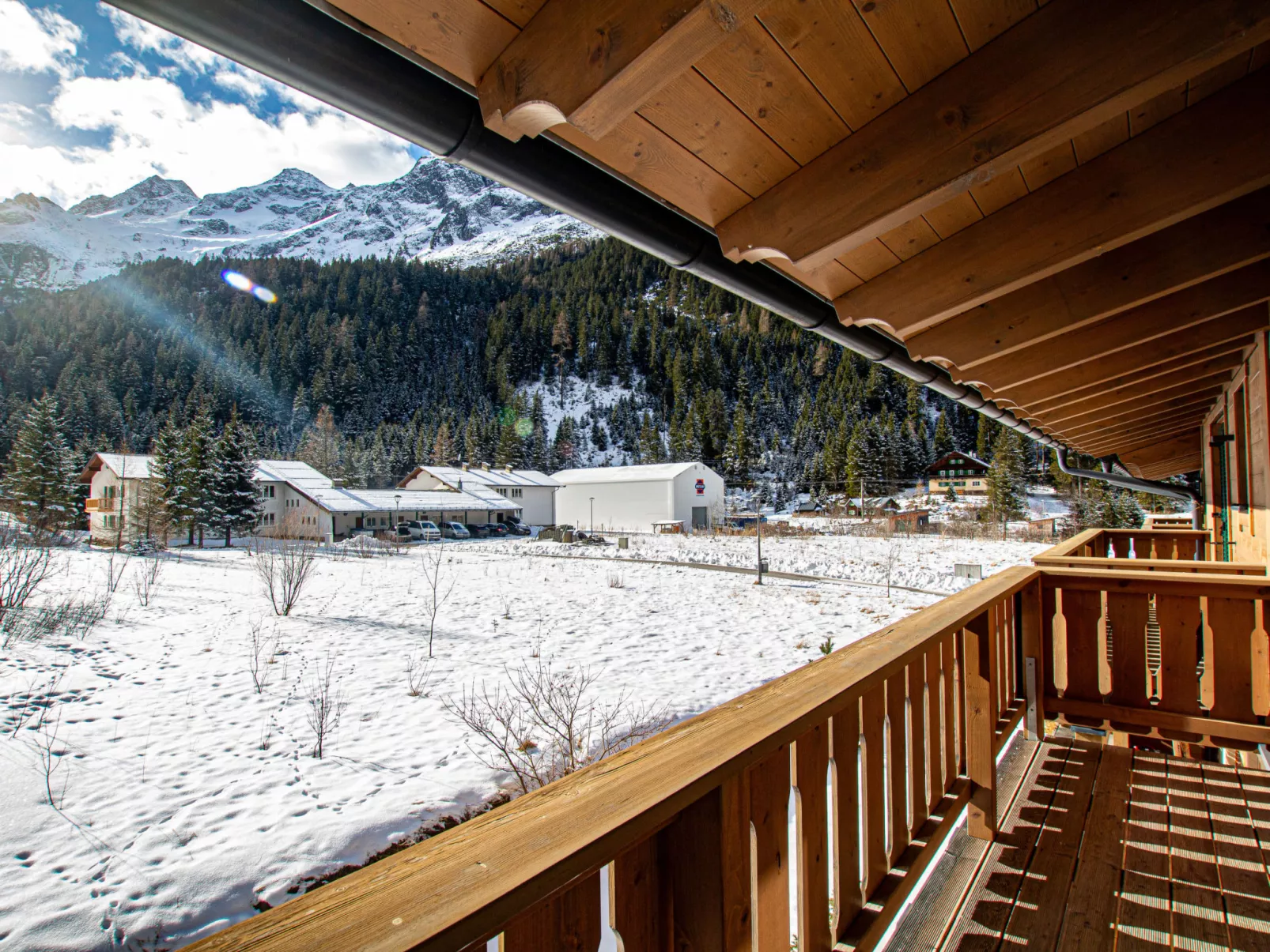 Lodge Enzian 194 im Tauerndorf Enzingerboden - Draußen