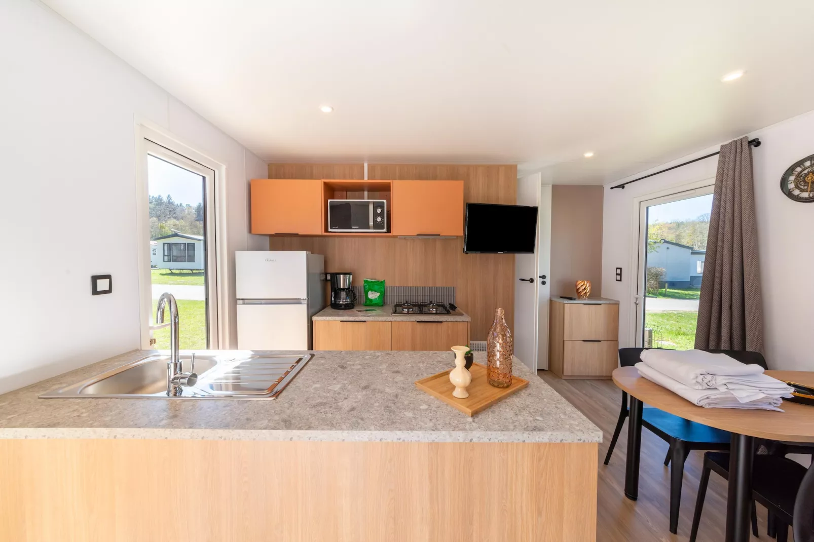 Le Ruisseau - Kitchen